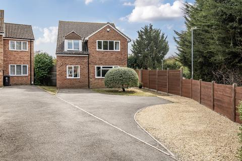 4 bedroom detached house for sale, Griffiths Close, Stratton St Margaret, Swindon, SN3