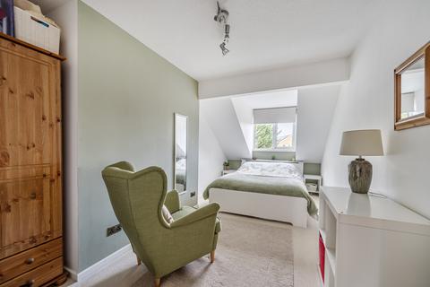 4 bedroom detached house for sale, Griffiths Close, Stratton St Margaret, Swindon, SN3