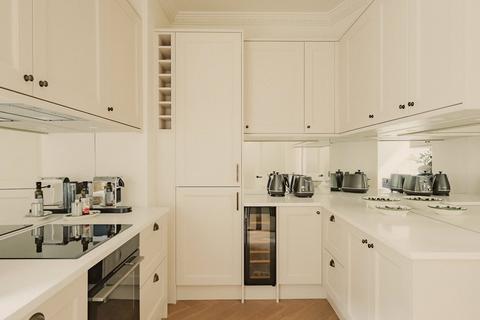 3 bedroom apartment for sale, Palace Court, Moscow Road, Bayswater, London, W2