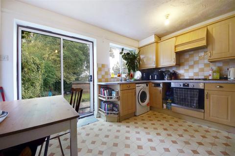 undefined, Laxton Gardens, Shenley