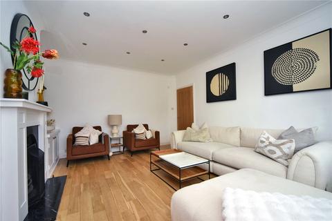 14 Garden Close, Banstead, SM7 2QB