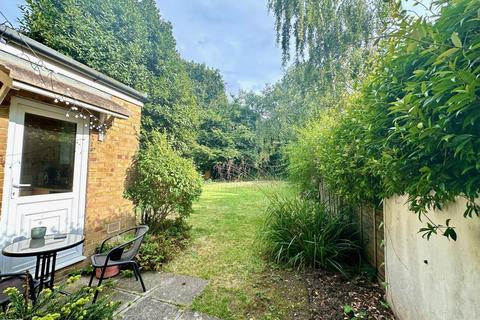 1 bedroom apartment to rent, Gondar Gardens, West Hampstead, London, NW6