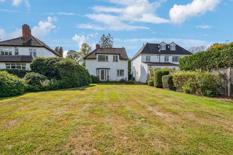 3 bedroom detached house for sale, The Avenue, Hatch End, Pinner HA5