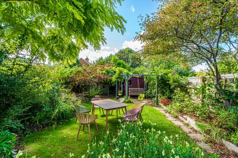 3 bedroom semi-detached house for sale, Waverley Road, Hertfordshire AL3