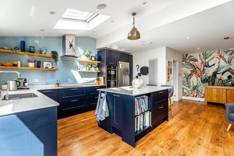 3 bedroom semi-detached house for sale, Waverley Road, Hertfordshire AL3