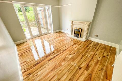 3 bedroom detached house for sale, Highfield Crescent, Rowley Regis, B65