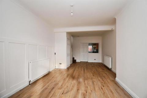 2 bedroom terraced house for sale, Gloucester Street, Hull