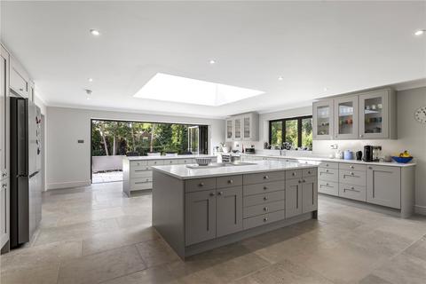 1 Highfield Close, Oxshott, Leatherhead, KT22 0QA