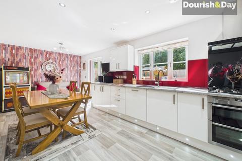 4 bedroom detached house for sale, The Brambles, Whitchurch SY13