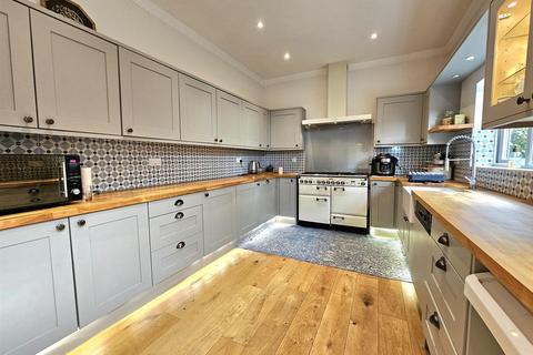 6 bedroom semi-detached house for sale, Tuffley Avenue, Gloucester