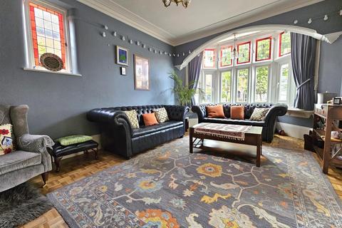 6 bedroom semi-detached house for sale, Tuffley Avenue, Gloucester
