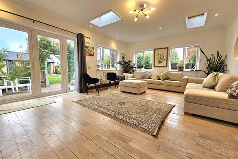 undefined, Tuffley Avenue, Gloucester