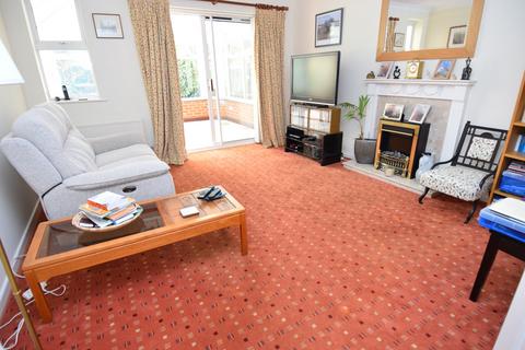 23 Chambers Avenue, Amesbury, Salisbury, SP4 7XJ