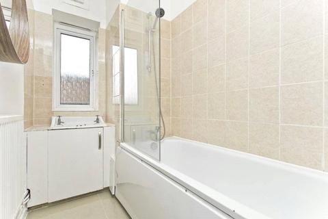 3 bedroom apartment for sale, Brunswick House, Thurtle Road, London, E2
