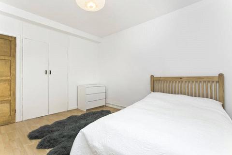3 bedroom apartment for sale, Brunswick House, Thurtle Road, London, E2