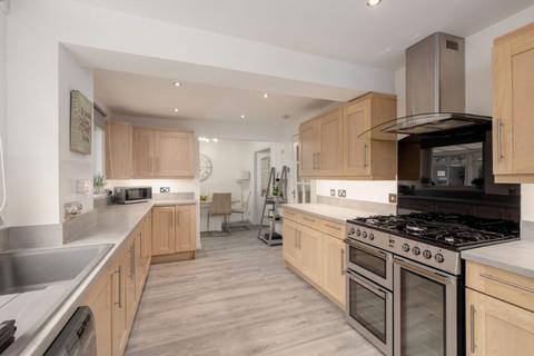 34 Carnbee Park, Edinburgh, EH16 6GH