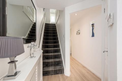 34 Carnbee Park, Edinburgh, EH16 6GH