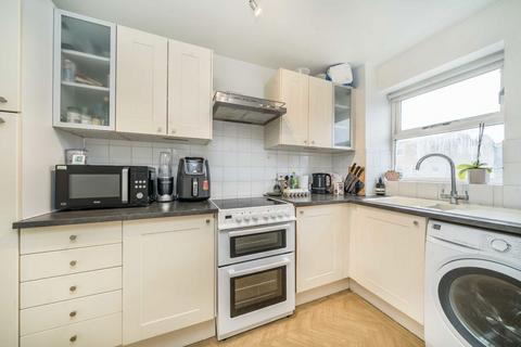 undefined, Henry Doulton Drive, London SW17