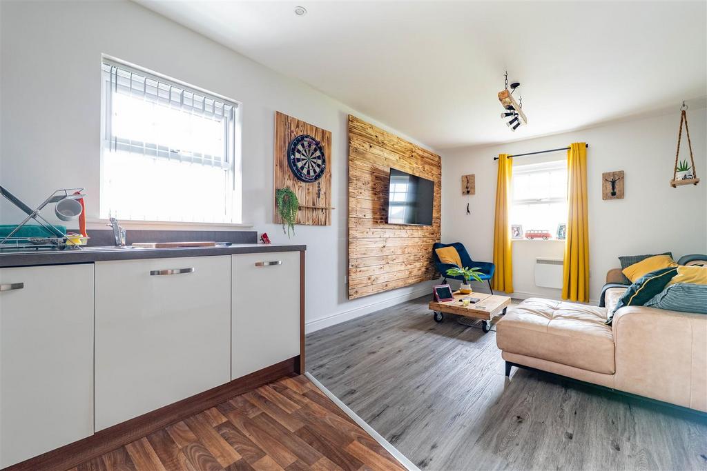 Kitchen/Dining