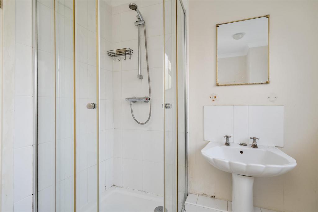 6 Keresley Close 11.jpg