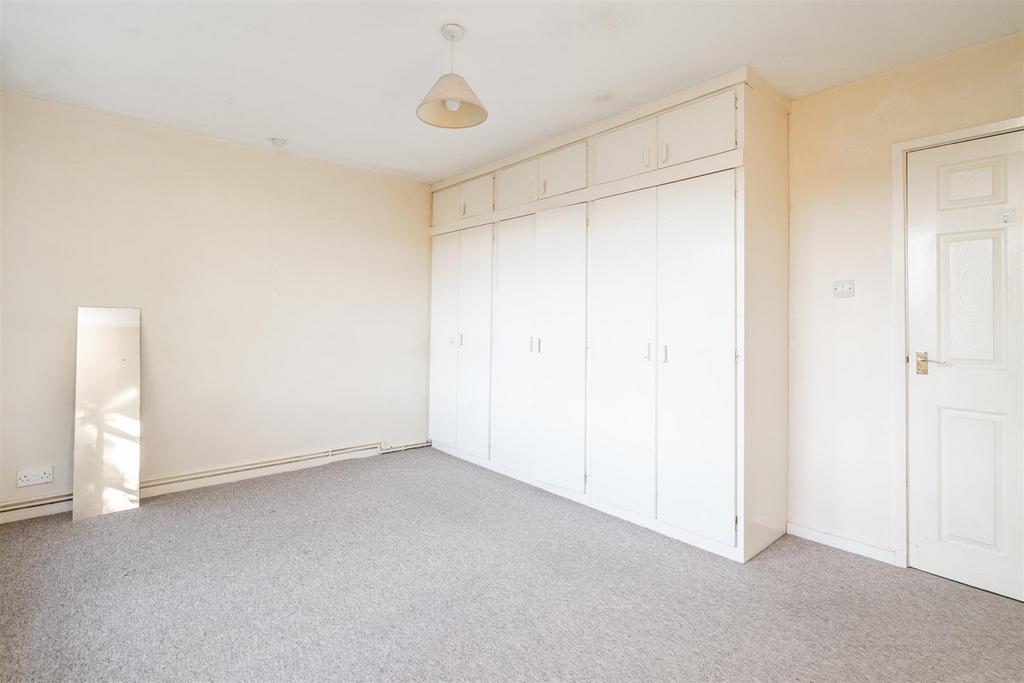 6 Keresley Close 7.jpg