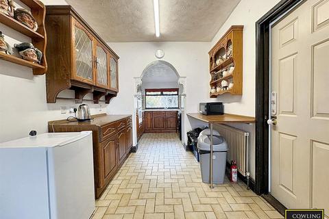 3 bedroom detached house for sale, Runwell Road, Wickford