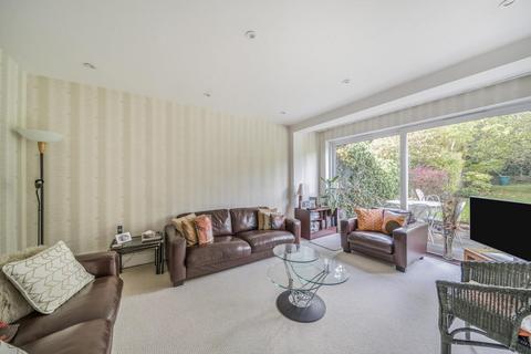 4 bedroom semi-detached house for sale, Lansdowne Road, Stanmore HA7