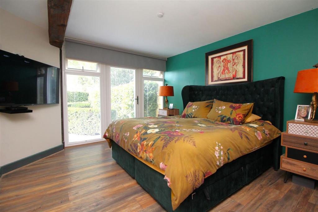 Main bedroom.JPG