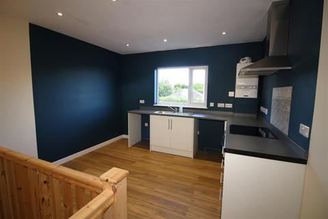 2 bedroom terraced house for sale, Saltash Road, Callington