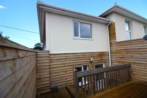 2 bedroom terraced house for sale, Saltash Road, Callington