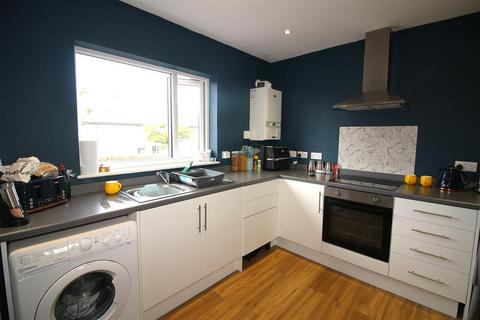 2 bedroom terraced house for sale, Saltash Road, Callington