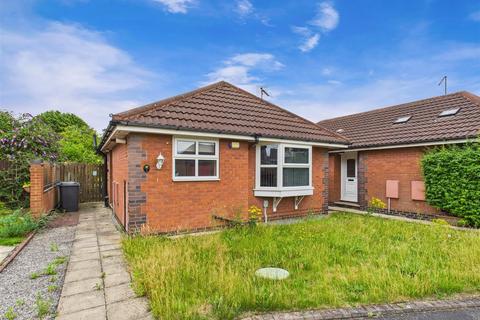 undefined, Aspen Close, Hull