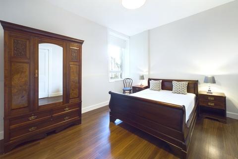 2 bedroom apartment to rent, Queens Park Avenue, Meadowbank, Edinburgh, EH8