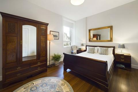 undefined, Queens Park Avenue, Meadowbank, Edinburgh, EH8