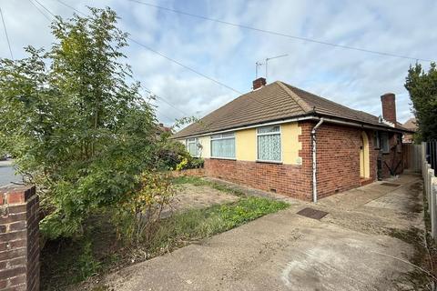 undefined, Glenfield Road, Ashford, TW15
