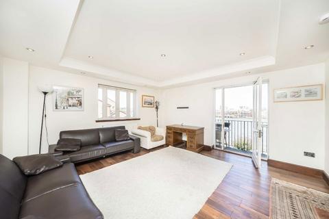 undefined, Rotherhithe Street, London SE16
