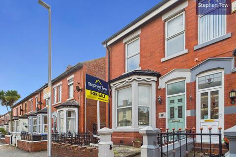 Oxford Road, Blackpool, FY1