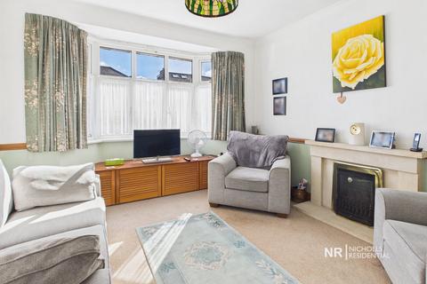 3 bedroom end of terrace house for sale, Cheshire Gardens, Chessington, Surrey. KT9