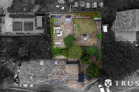 undefined, Huddersfield Road, Mirfield, WF14