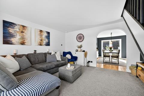 36 Hunter Road, Crosshouse, Kilmarnock, KA2 0LB