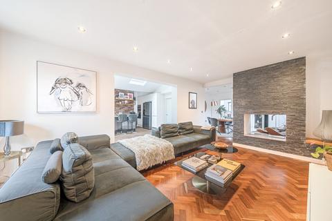 undefined, Albyfield, Bickley, BR1