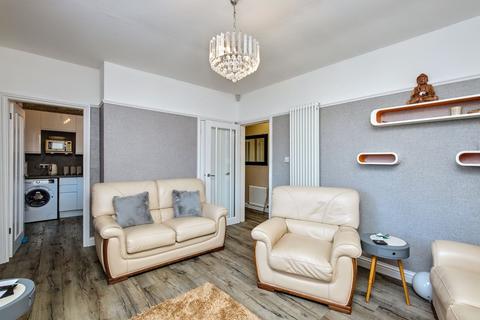 40 Pilton Drive, Edinburgh, EH5 2HQ