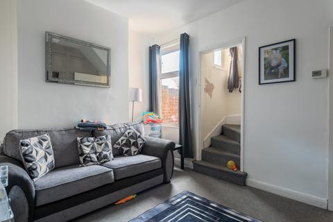 2 bedroom end of terrace house for sale, Dunmow Street, Grimsby DN31