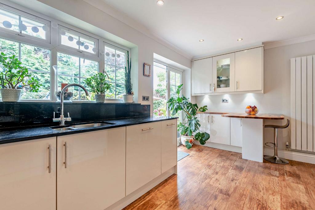 Breakfast Room