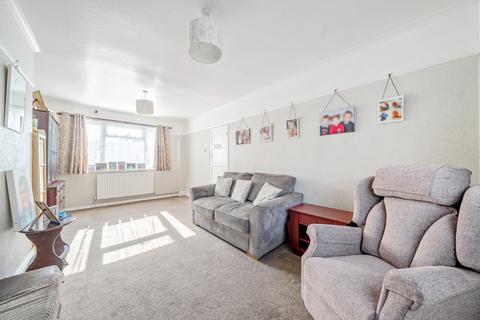4 bedroom house for sale, Mere Road, Weybridge, KT13