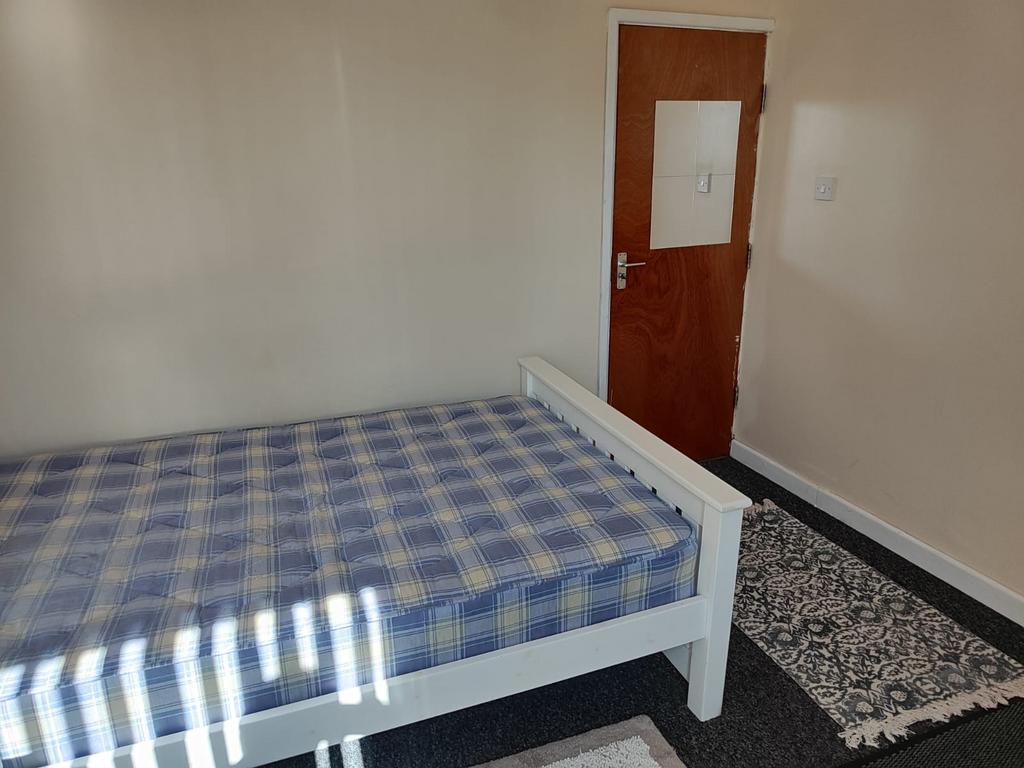 Whats App Image 2025-08-21 at 12.19.20 (1).jpeg