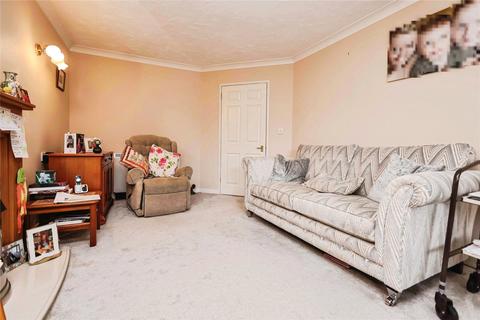 1 bedroom apartment for sale, Royal Court, Sutton Coldfield B72