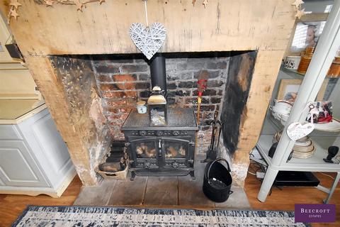 96 Wath Road, Elsecar, Barnsley, S74 8JF