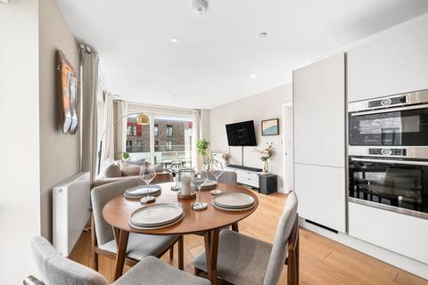 2 bedroom apartment for sale, West Parkside, London SE10