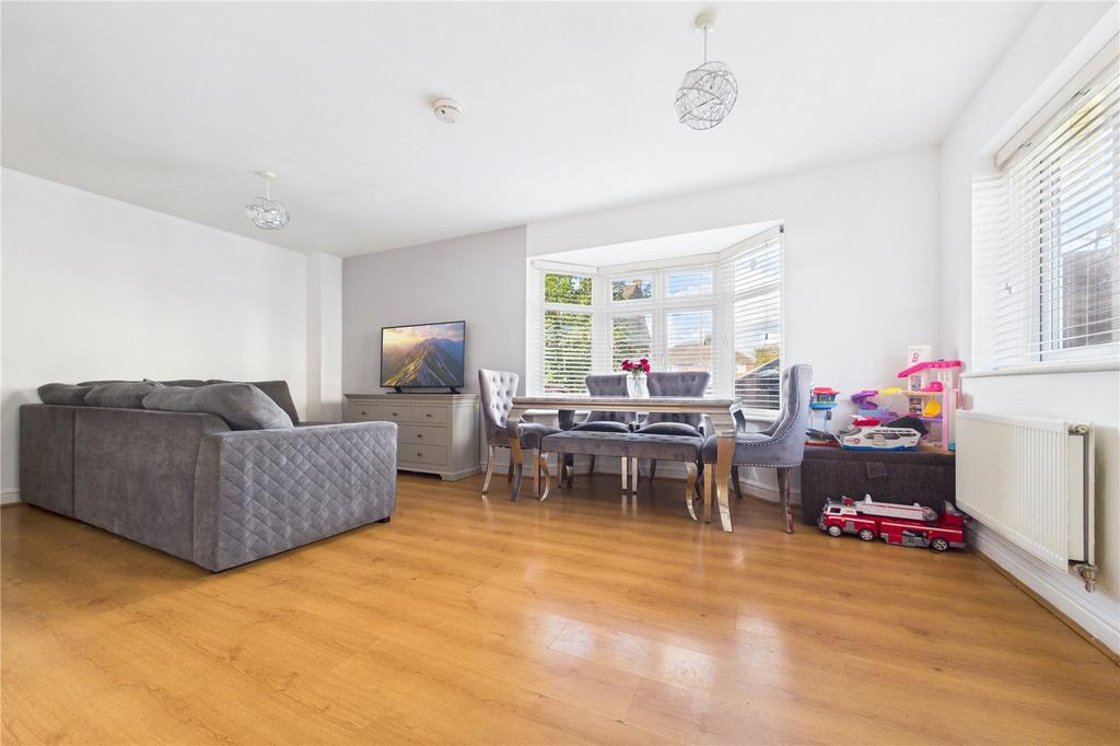 Living/Dining Room